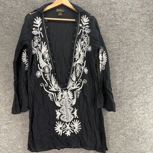 Beach Mini Dress Women M Medium Black Floral Embroidered Short V-Neck Cotton